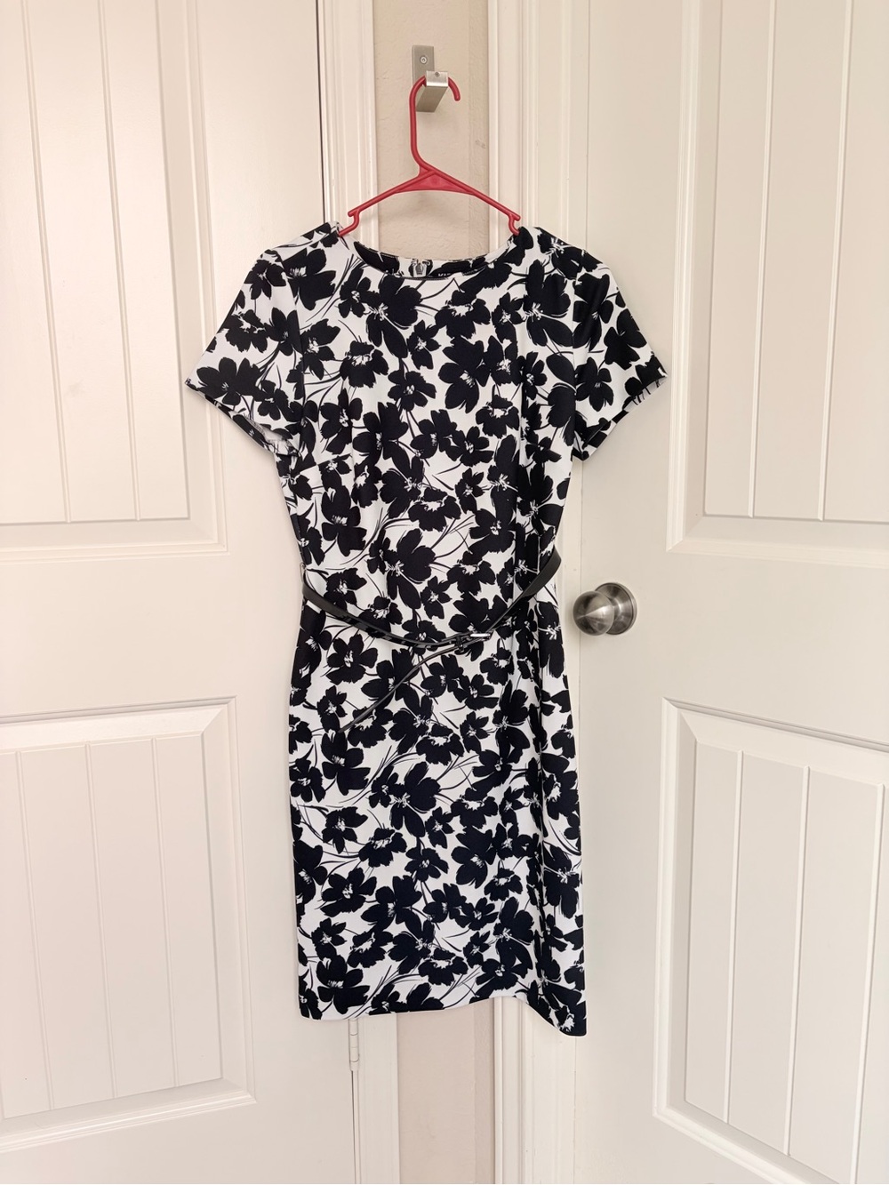 Karl Lagerfeld Black and White Floral Sheath Dress